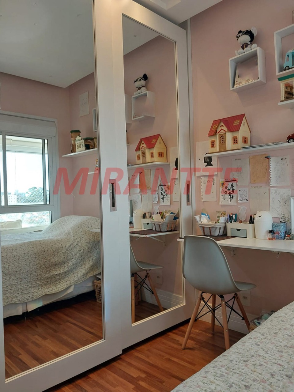 Apartamento de 145m² com 4 quartos em Santana