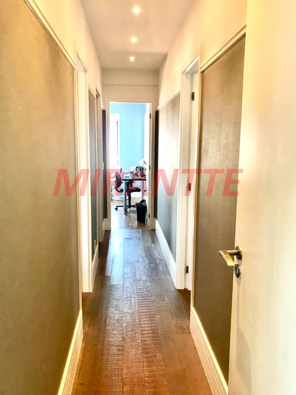 Apartamento de 145m² com 4 quartos em Santana