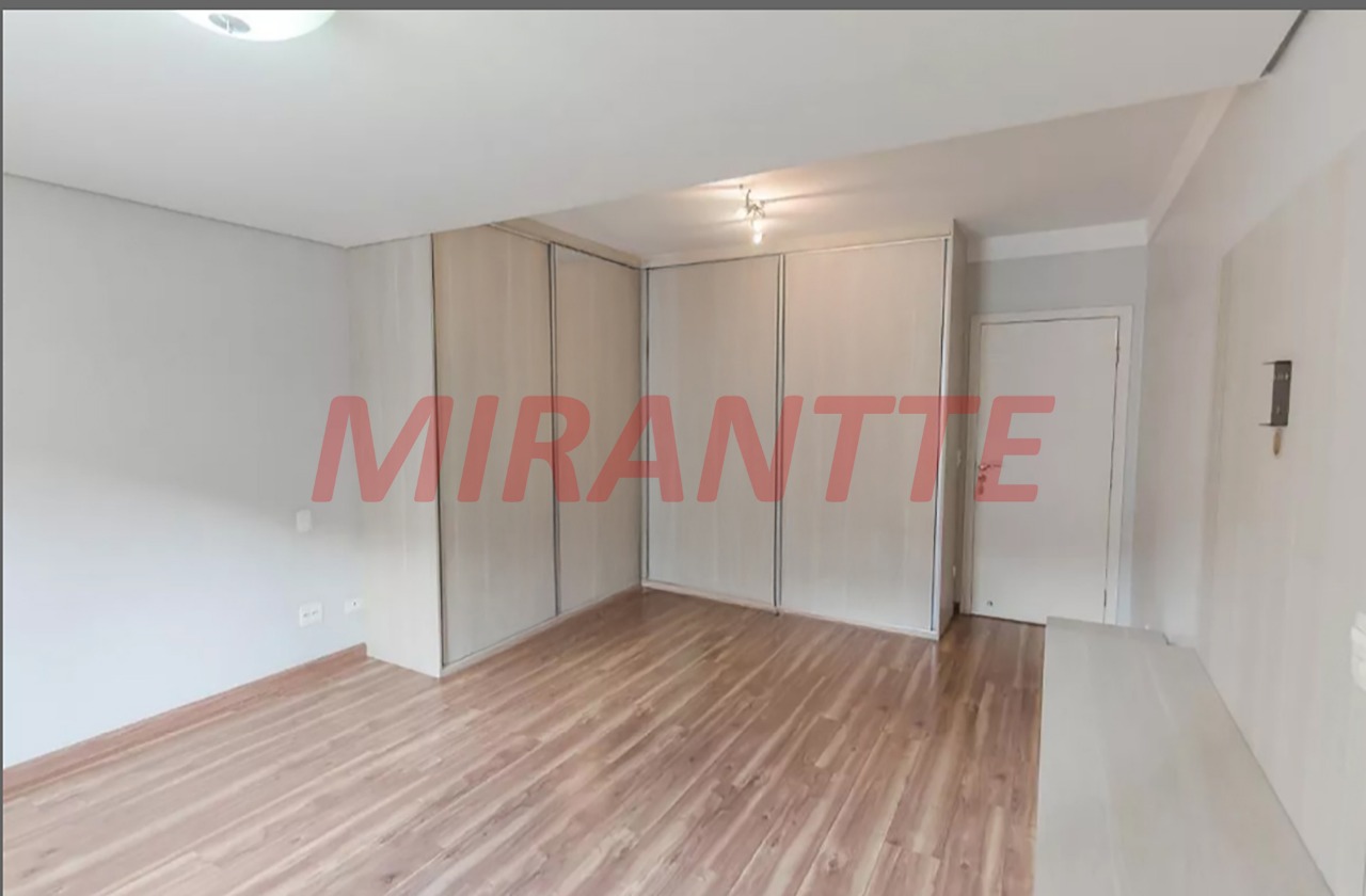 Sobrado de 357m² com 4 quartos em Vila Ester