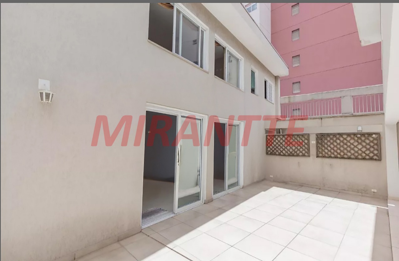Sobrado de 357m² com 4 quartos em Vila Ester