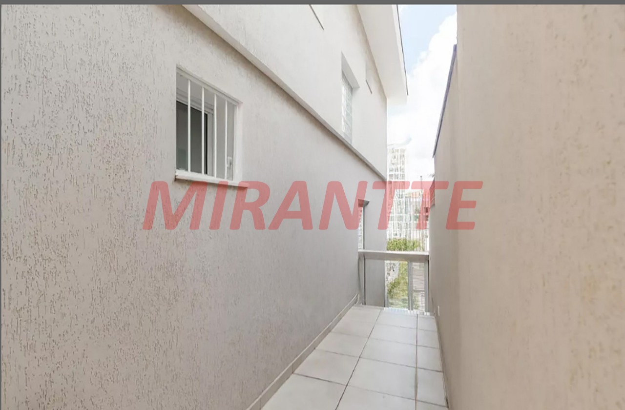 Sobrado de 357m² com 4 quartos em Vila Ester