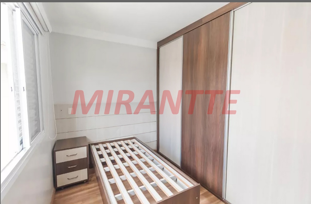 Sobrado de 357m² com 4 quartos em Vila Ester