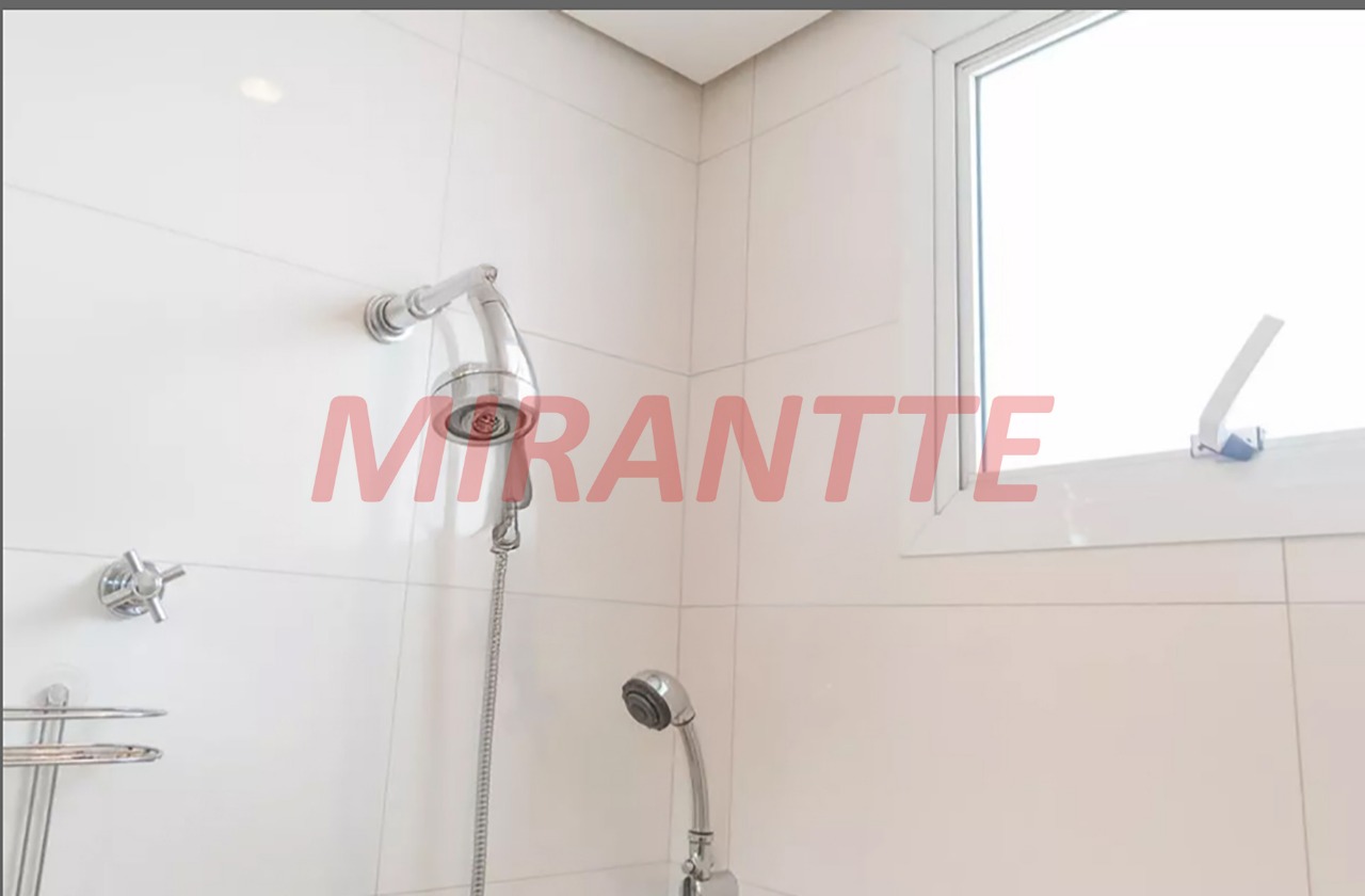 Sobrado de 357m² com 4 quartos em Vila Ester