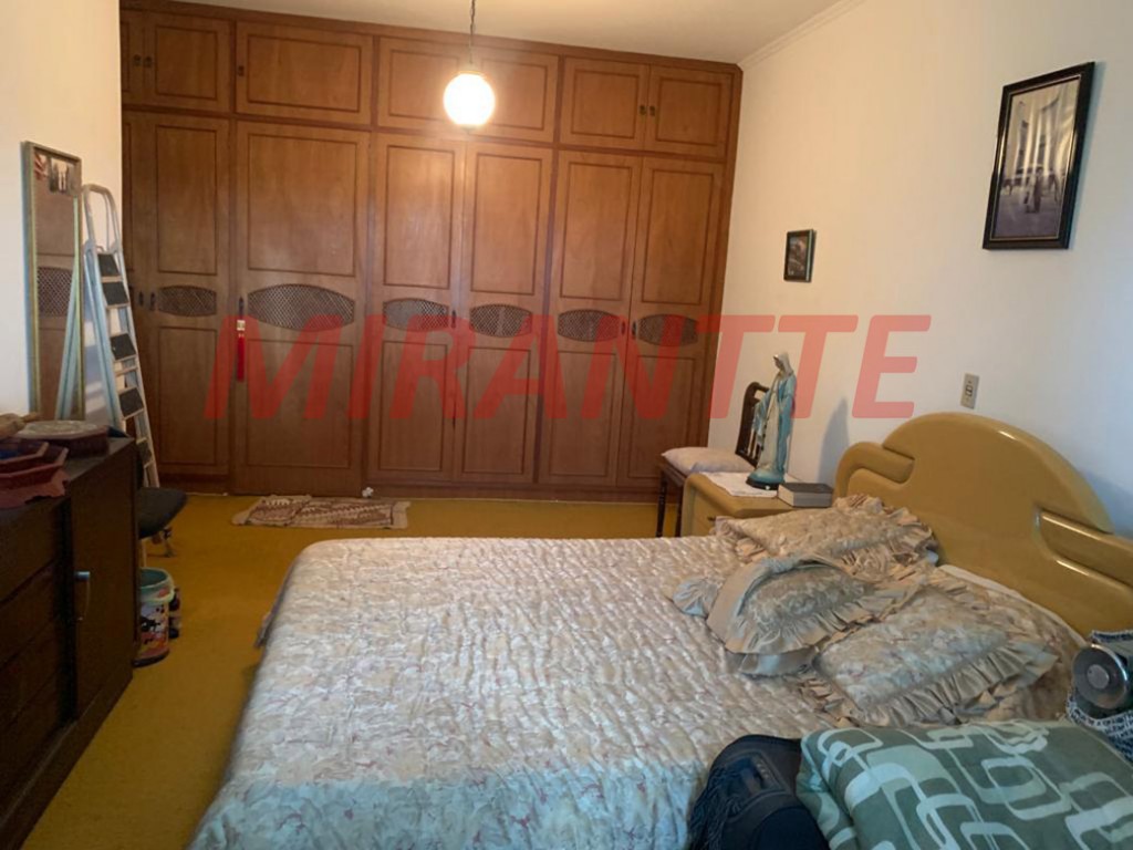 Sobrado de 1000m² com 10 quartos em Serra Da Cantareira