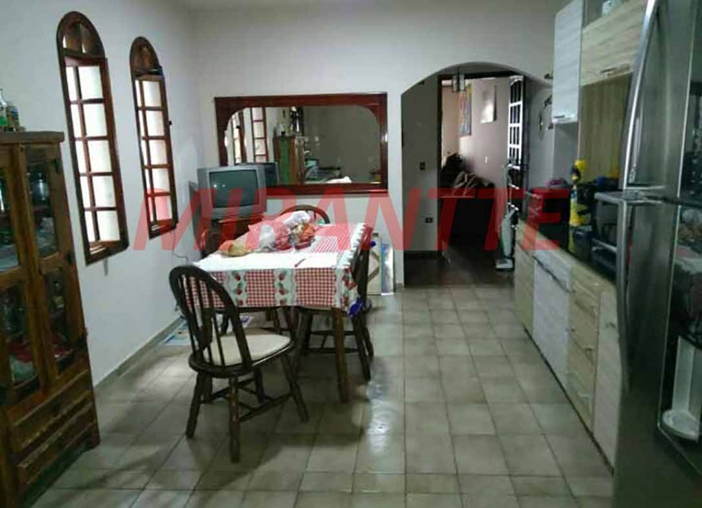 Sobrado de 120m² com 4 quartos em Imirim