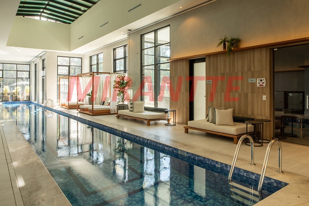 Apartamento de 2018m² com 4 quartos em Alphaville