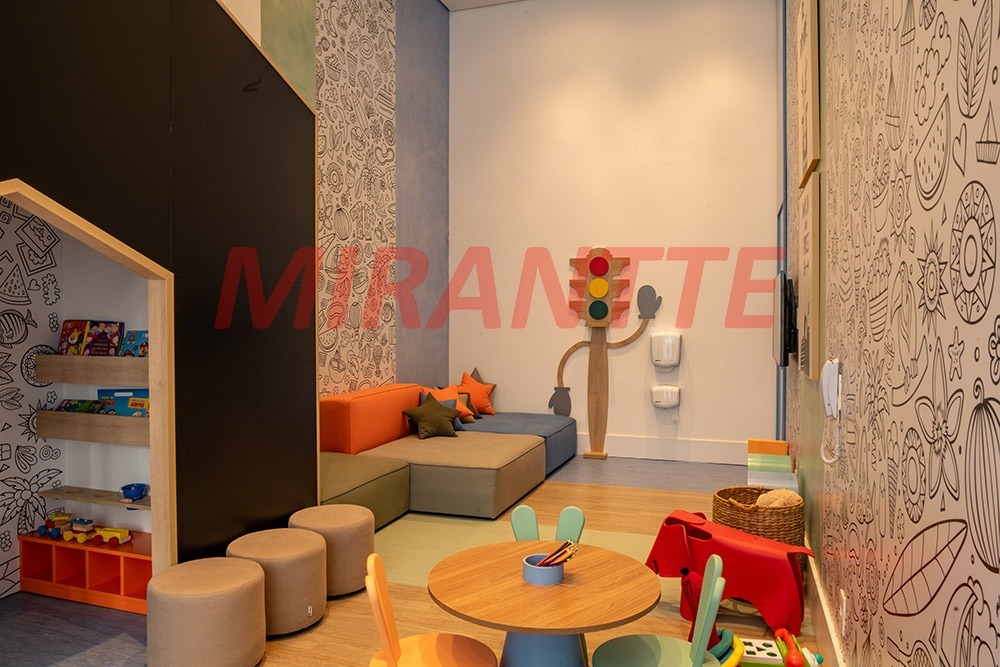 Apartamento de 2018m² com 4 quartos em Alphaville