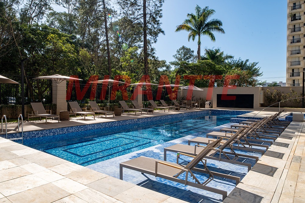 Apartamento de 2018m² com 4 quartos em Alphaville