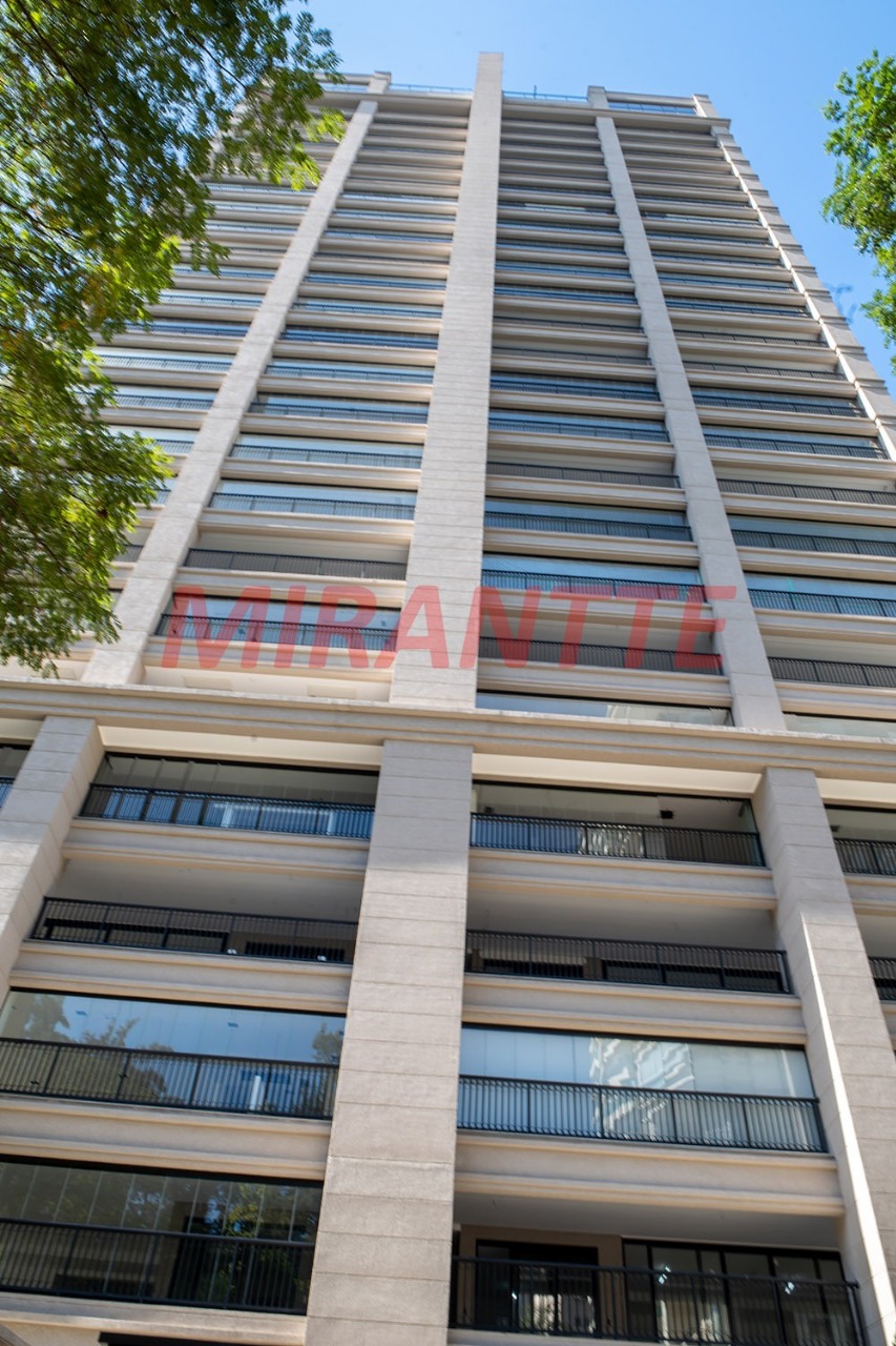 Apartamento de 2018m² com 4 quartos em Alphaville