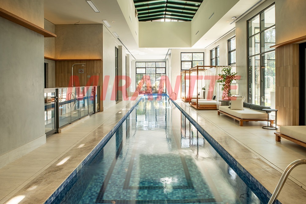 Apartamento de 2018m² com 4 quartos em Alphaville