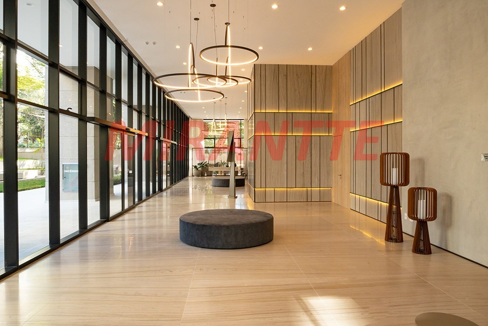 Apartamento de 2018m² com 4 quartos em Alphaville