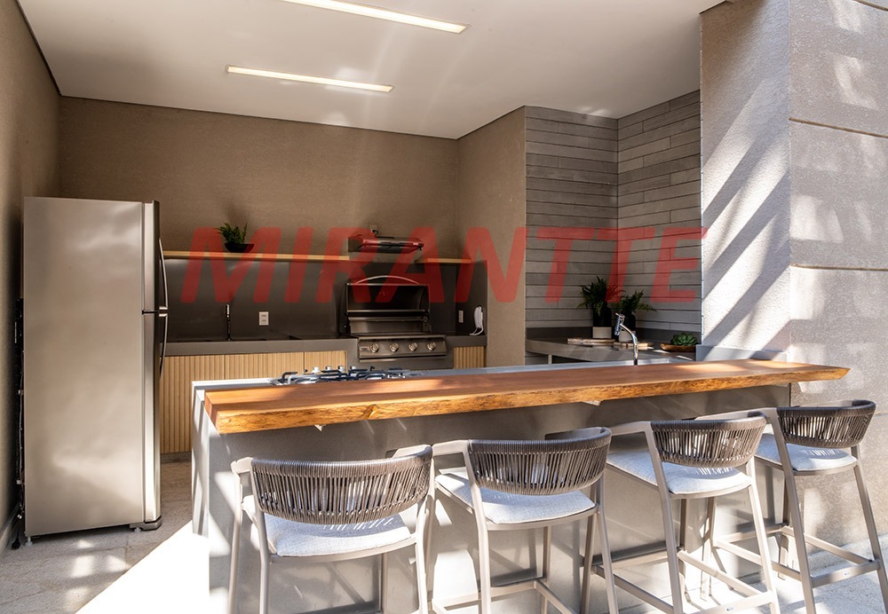Apartamento de 2018m² com 4 quartos em Alphaville