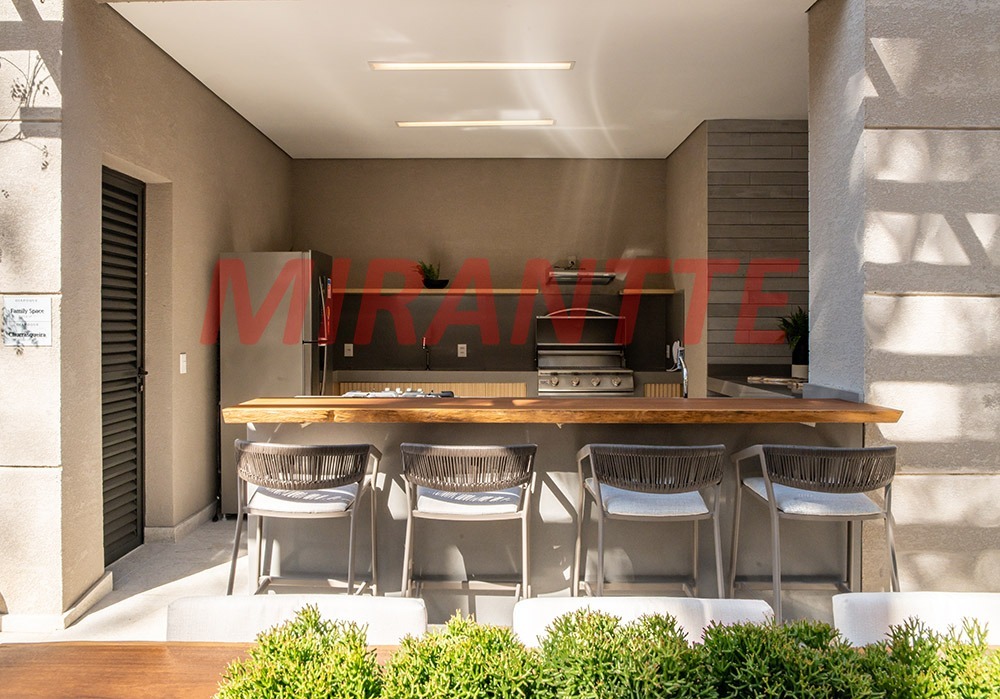 Apartamento de 2018m² com 4 quartos em Alphaville