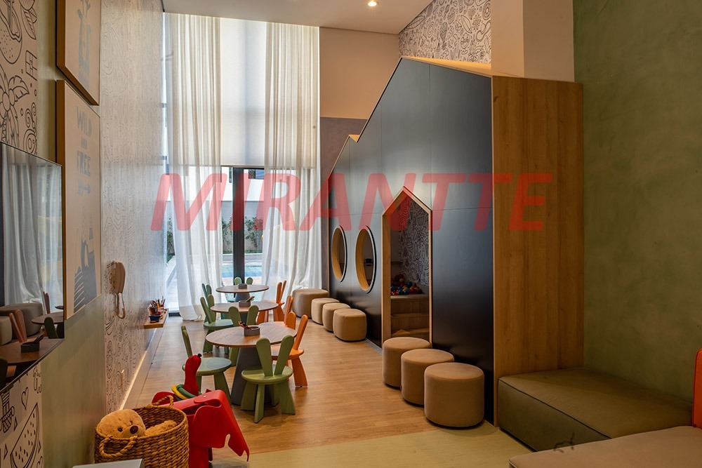 Apartamento de 2018m² com 4 quartos em Alphaville