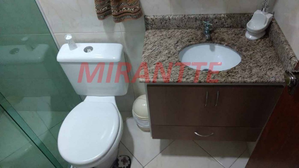 Apartamento com 3 quartos em AVIA