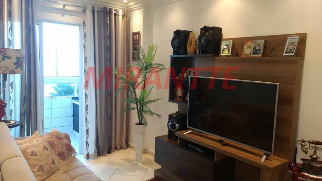 Apartamento com 3 quartos em AVIA