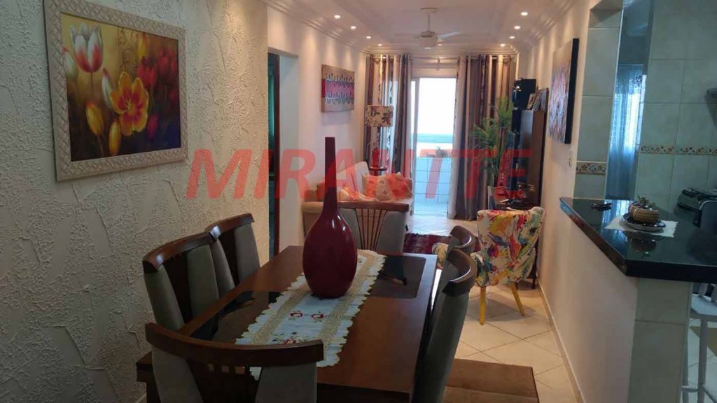 Apartamento com 3 quartos em AVIA
