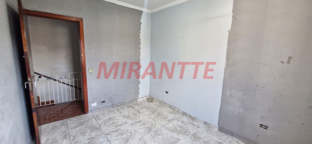 Sobrado de 199m² com 3 quartos em Vila Gustavo