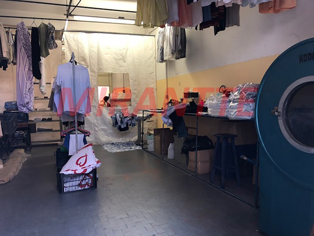 Comercial de 122m² em Santana