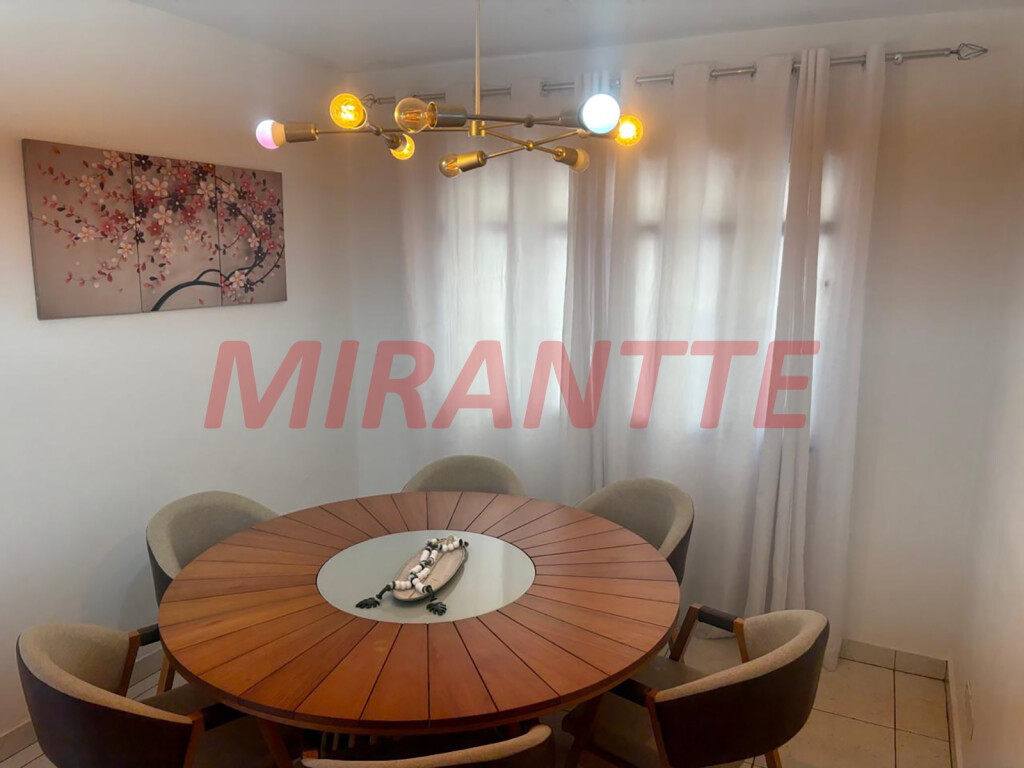 Sobrado de 129m² com 2 quartos em Vila Nova Mazzei