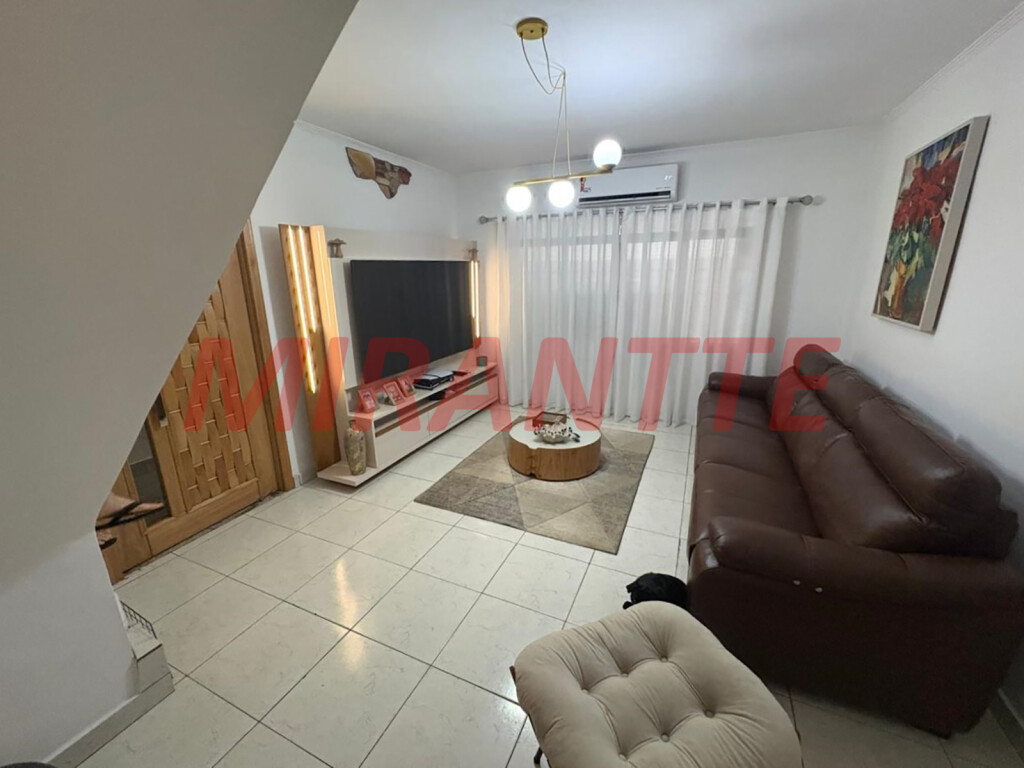 Sobrado de 129m² com 2 quartos em Vila Nova Mazzei