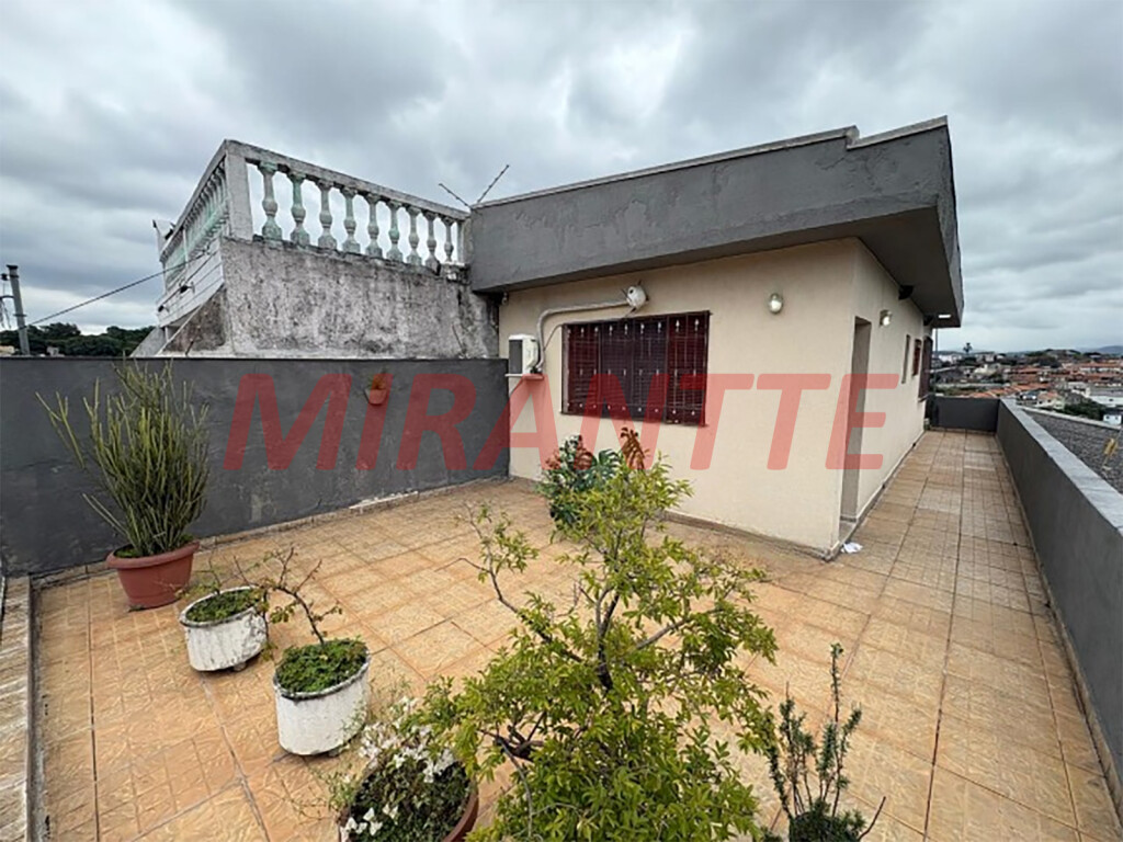 Sobrado de 129m² com 2 quartos em Vila Nova Mazzei