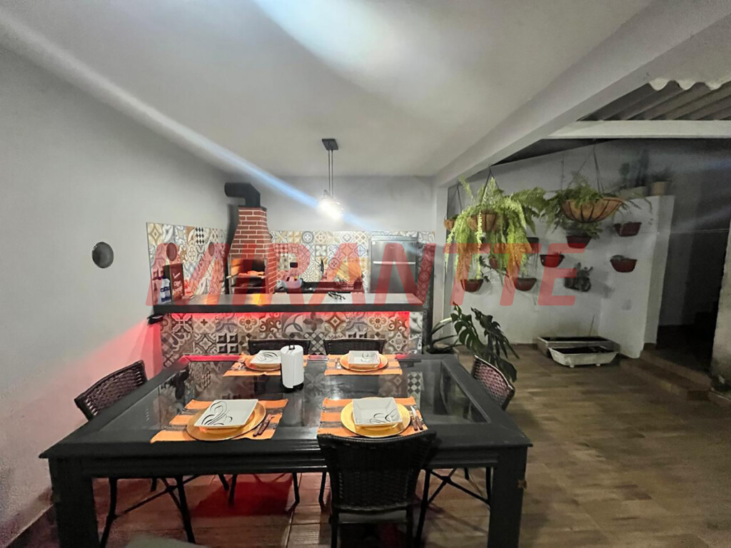 Sobrado de 129m² com 2 quartos em Vila Nova Mazzei