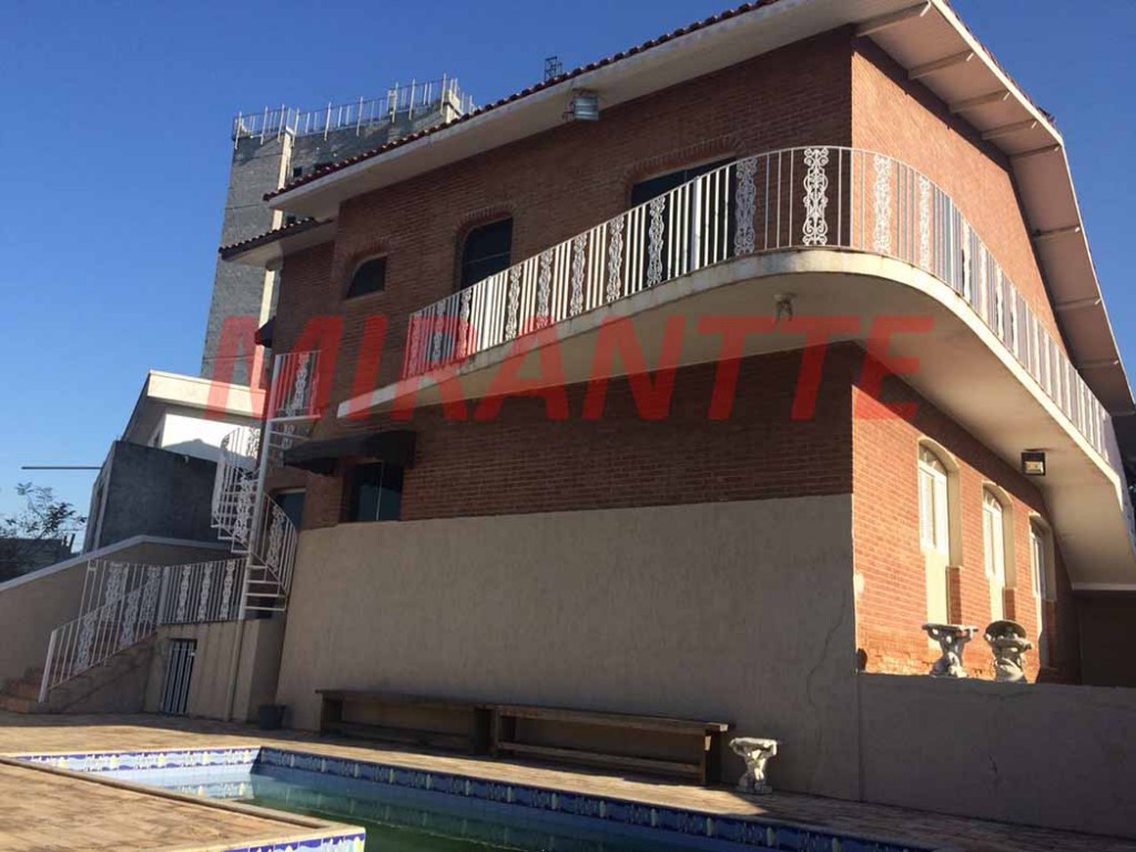 Casa terrea de 319m² com 4 quartos em Imirim