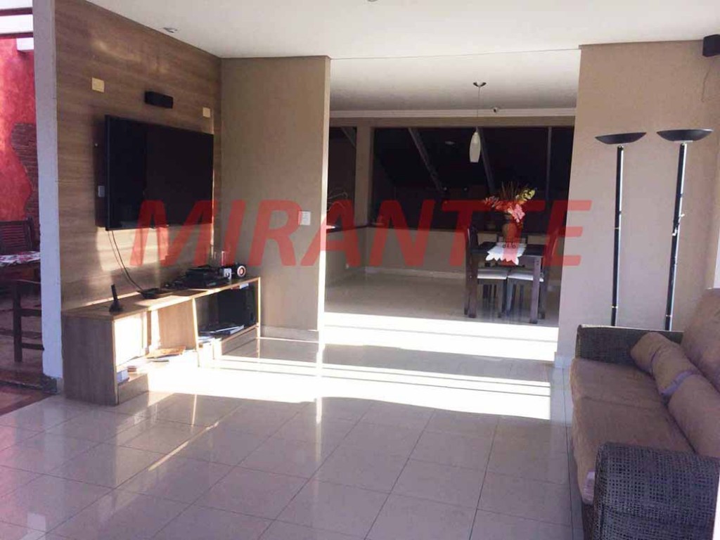 Casa terrea de 319m² com 4 quartos em Imirim