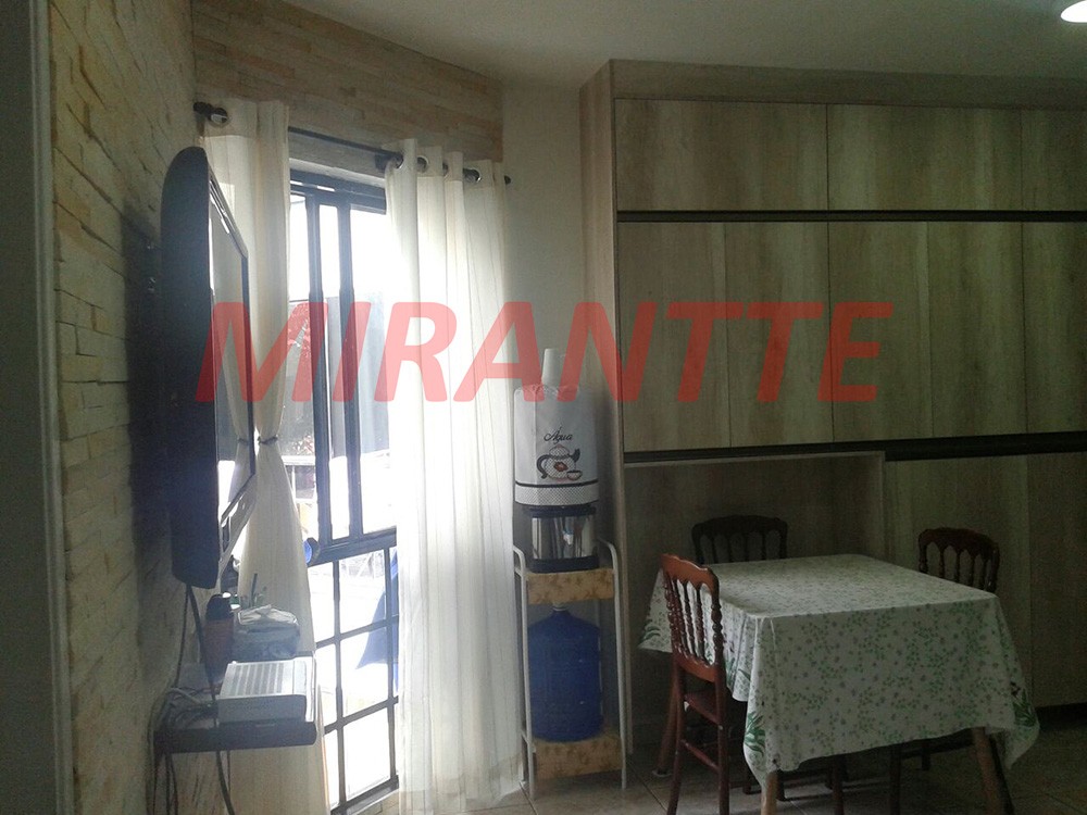 Apartamento de 45m² com 2 quartos em Pari