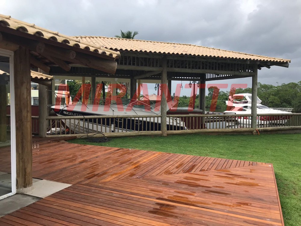 Sobrado de 900m² com 4 quartos em Balneario Praia do Perequê