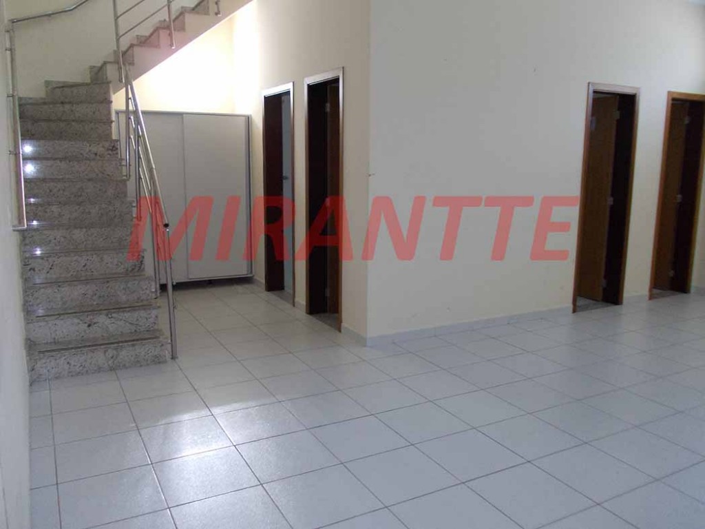 Comercial de 300m² em Ponte Pequena