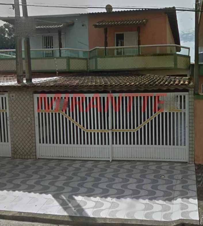 Sobrado de 400m² em AVIAÇÃO