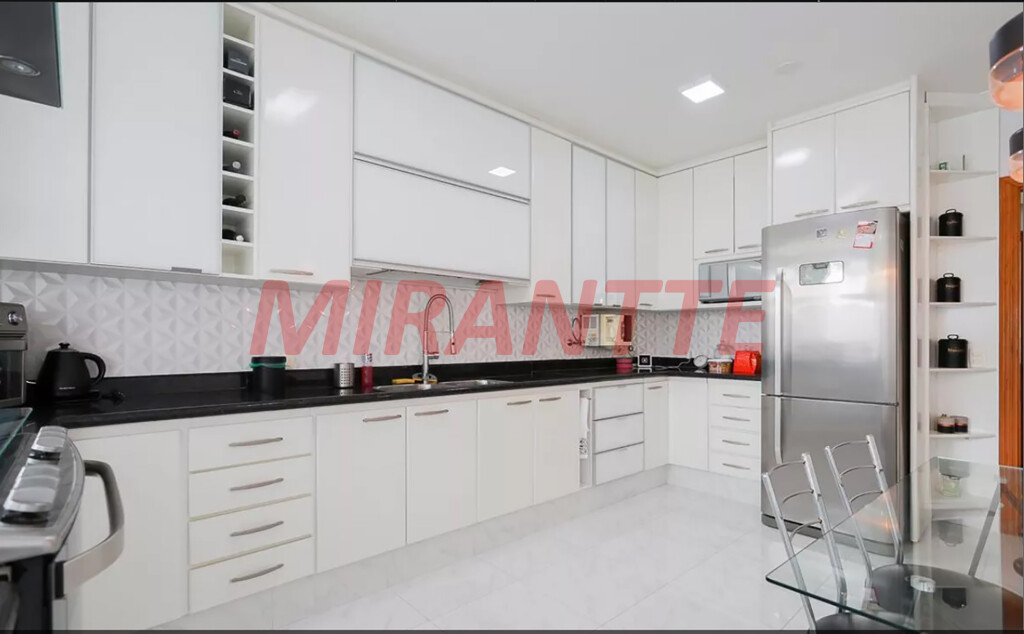 Sobrado de 139m² com 3 quartos em Jardim São Paulo