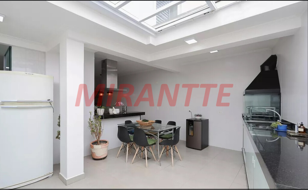 Sobrado de 139m² com 3 quartos em Jardim São Paulo