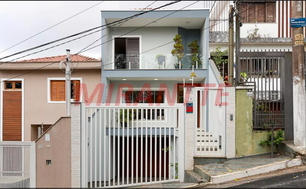Sobrado de 139m² com 3 quartos em Jardim São Paulo