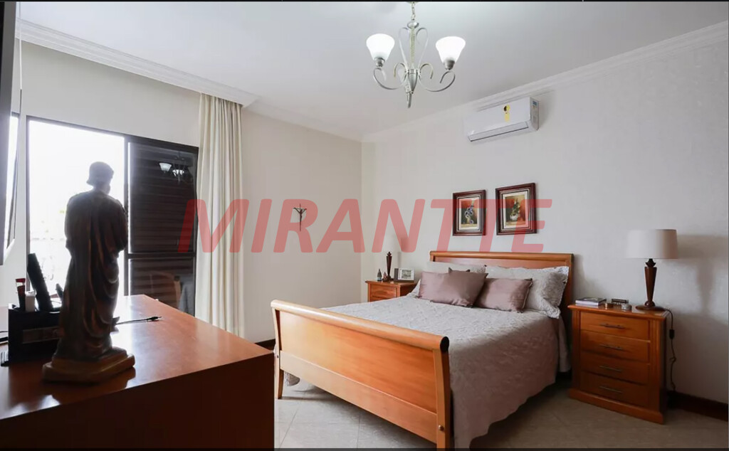 Sobrado de 139m² com 3 quartos em Jardim São Paulo