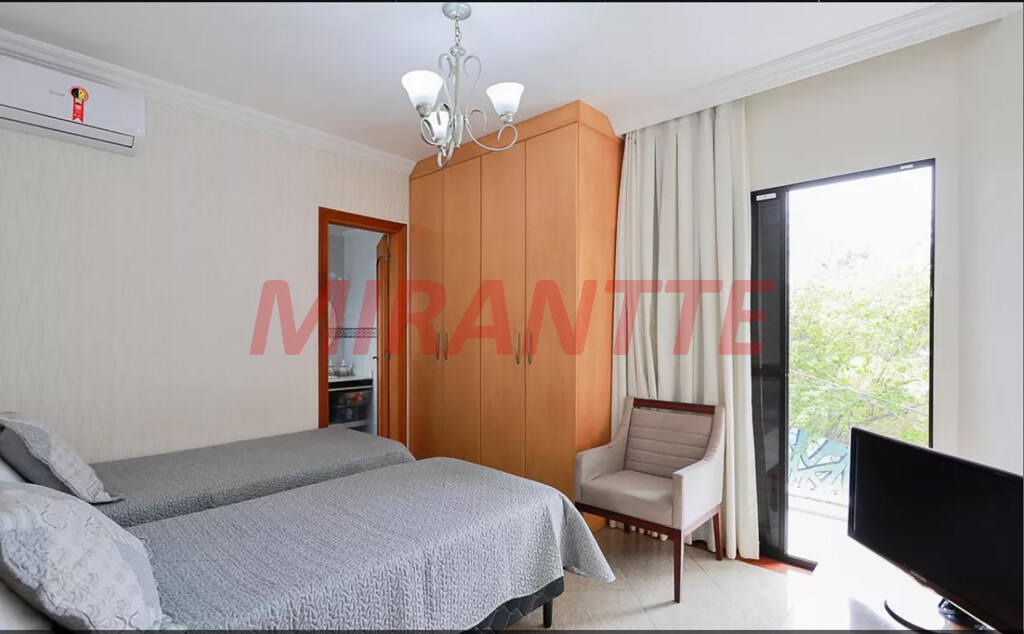 Sobrado de 139m² com 3 quartos em Jardim São Paulo