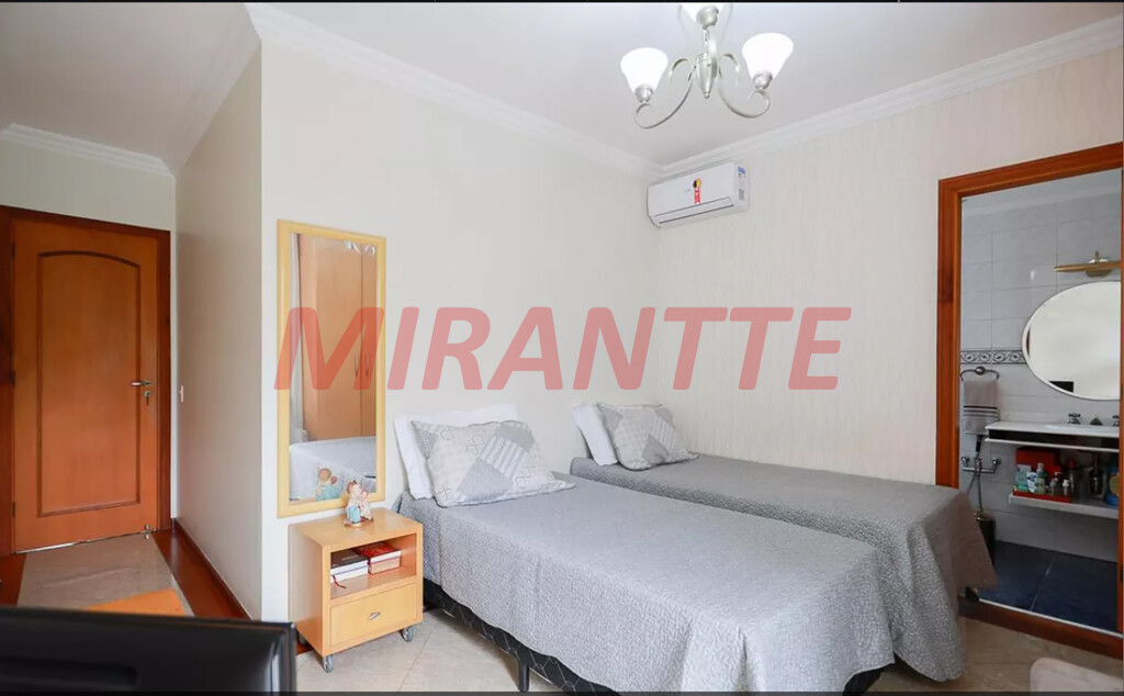 Sobrado de 139m² com 3 quartos em Jardim São Paulo
