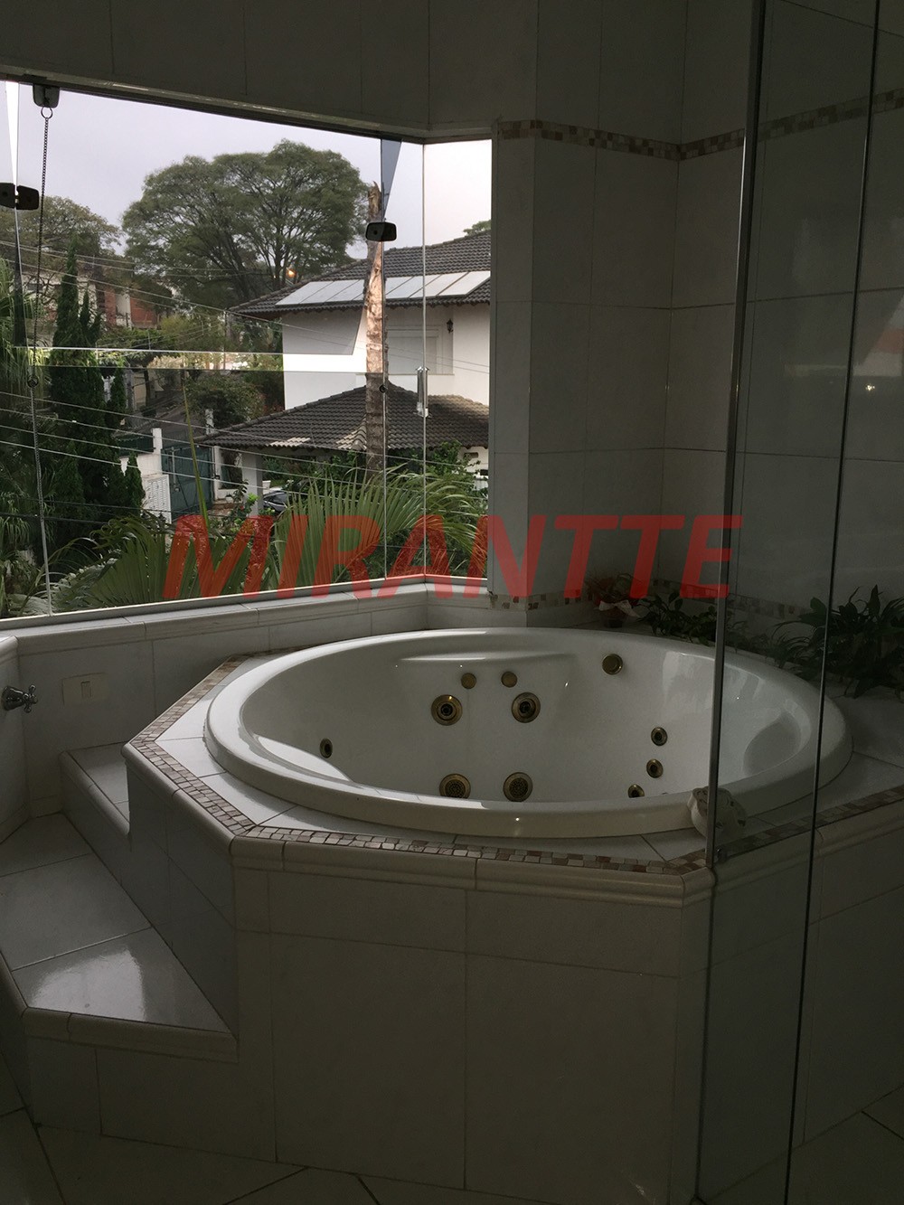 Sobrado de 220m² com 5 quartos em Jardim França