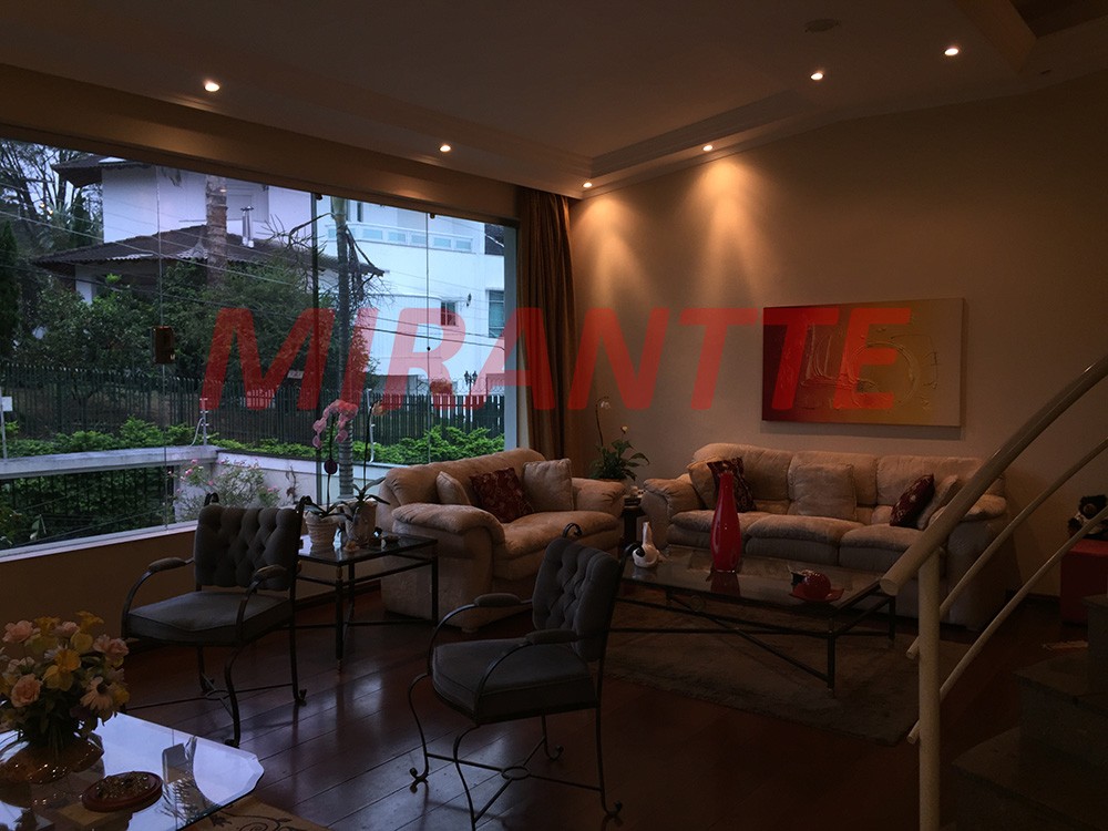 Sobrado de 220m² com 5 quartos em Jardim França