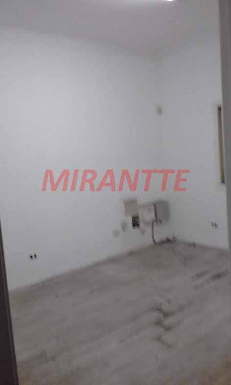 Comercial de 250m² em Santana