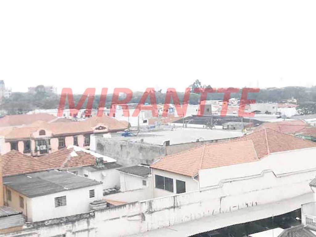 Comercial de 82m² em Santana