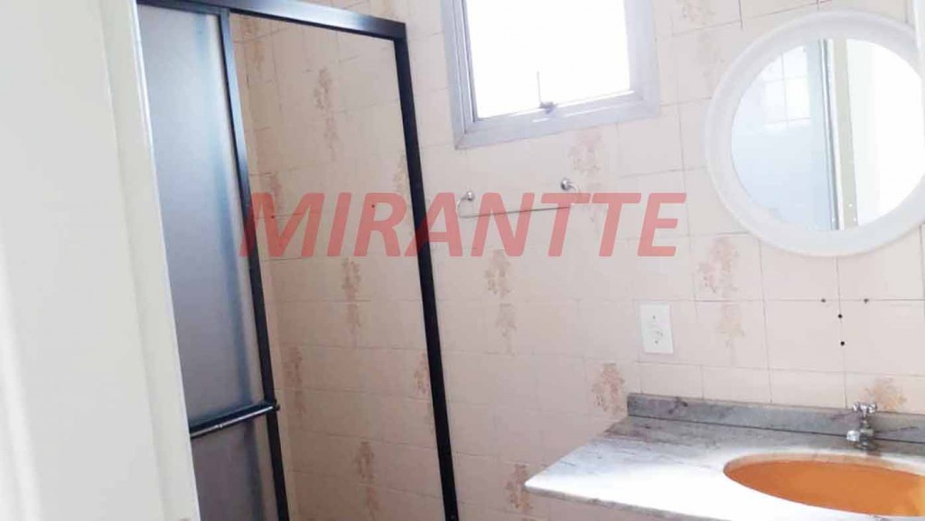 Apartamento de 52m² com 2 quartos em Limão
