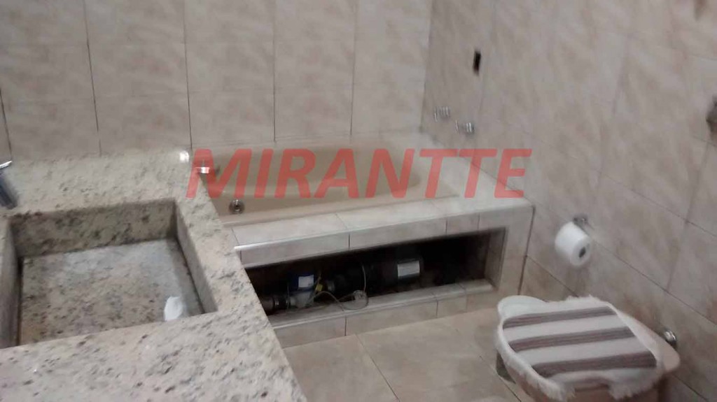Sobrado de 180m² com 3 quartos em Vila Gustavo