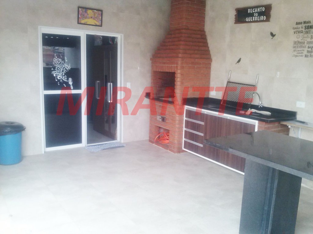Sobrado de 450m² com 7 quartos em Vila Medeiros