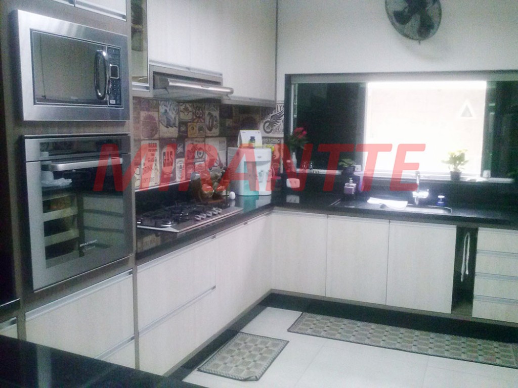 Sobrado de 450m² com 7 quartos em Vila Medeiros
