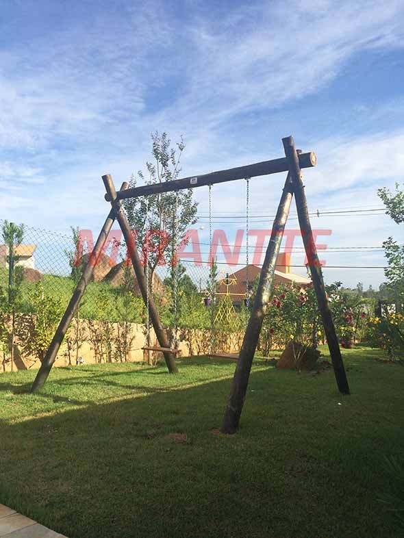 Sobrado de 300m² com 5 quartos em Residencial Girassol