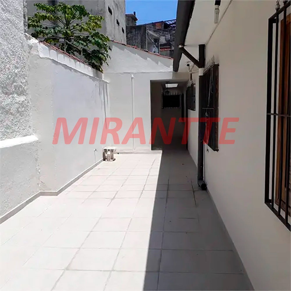 Casa terrea de 160m² com 3 quartos em Chora Menino
