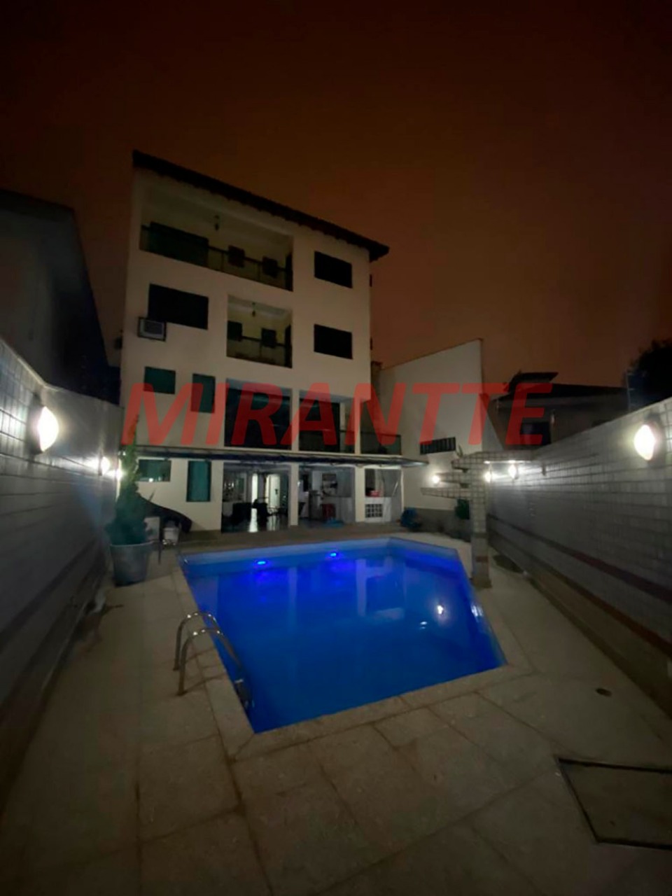 Sobrado de 800m² com 7 quartos em Jardim França